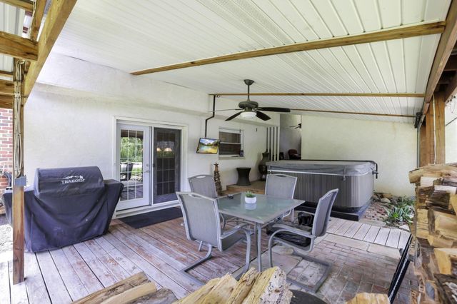 3572 Hazelton Etna Road, Alexandria, OH 43001