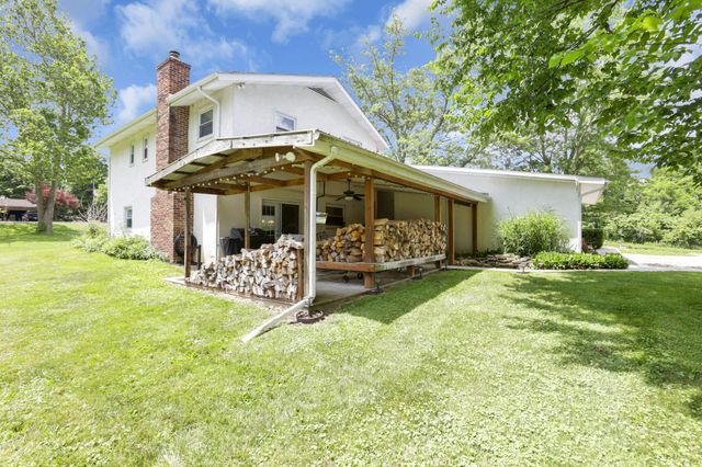 3572 Hazelton Etna Road, Alexandria, OH 43001