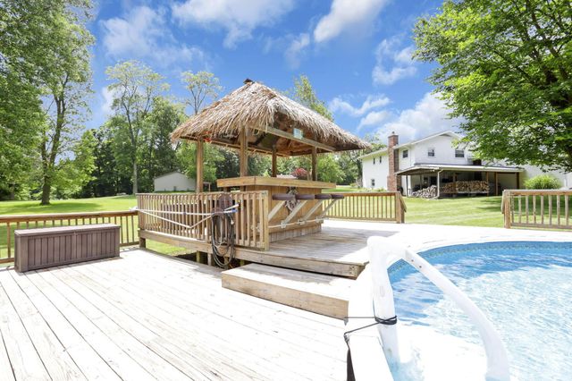 3572 Hazelton Etna Road, Alexandria, OH 43001