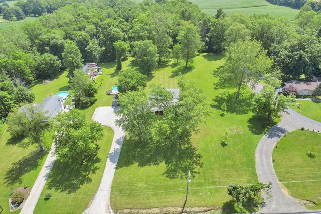 3572 Hazelton Etna Road, Alexandria, OH 43001
