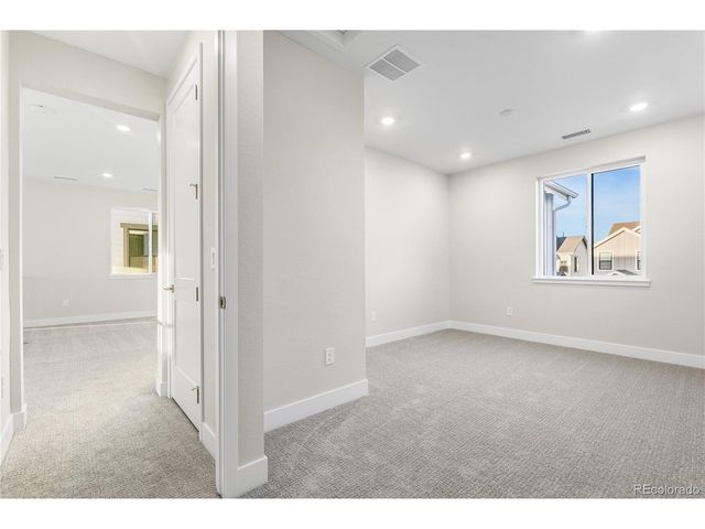 8770 Summerwalk Trl, Littleton, CO 80125