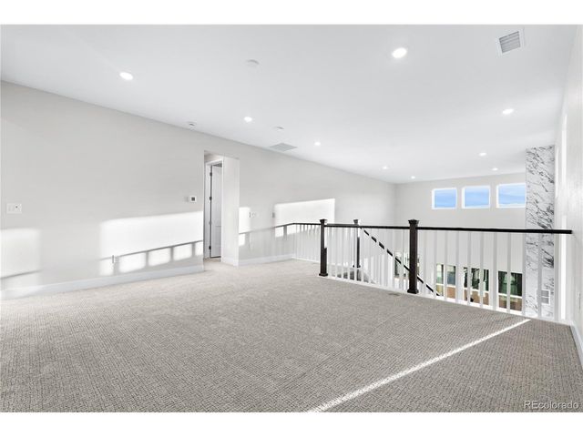 8770 Summerwalk Trl, Littleton, CO 80125