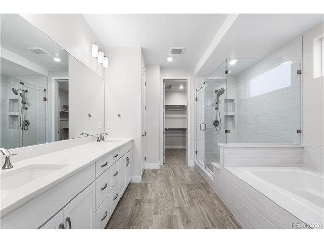 8770 Summerwalk Trl, Littleton, CO 80125