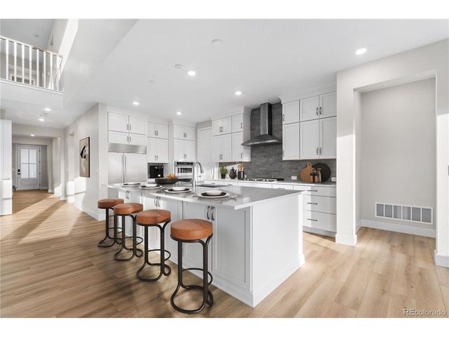 8770 Summerwalk Trl, Littleton, CO 80125