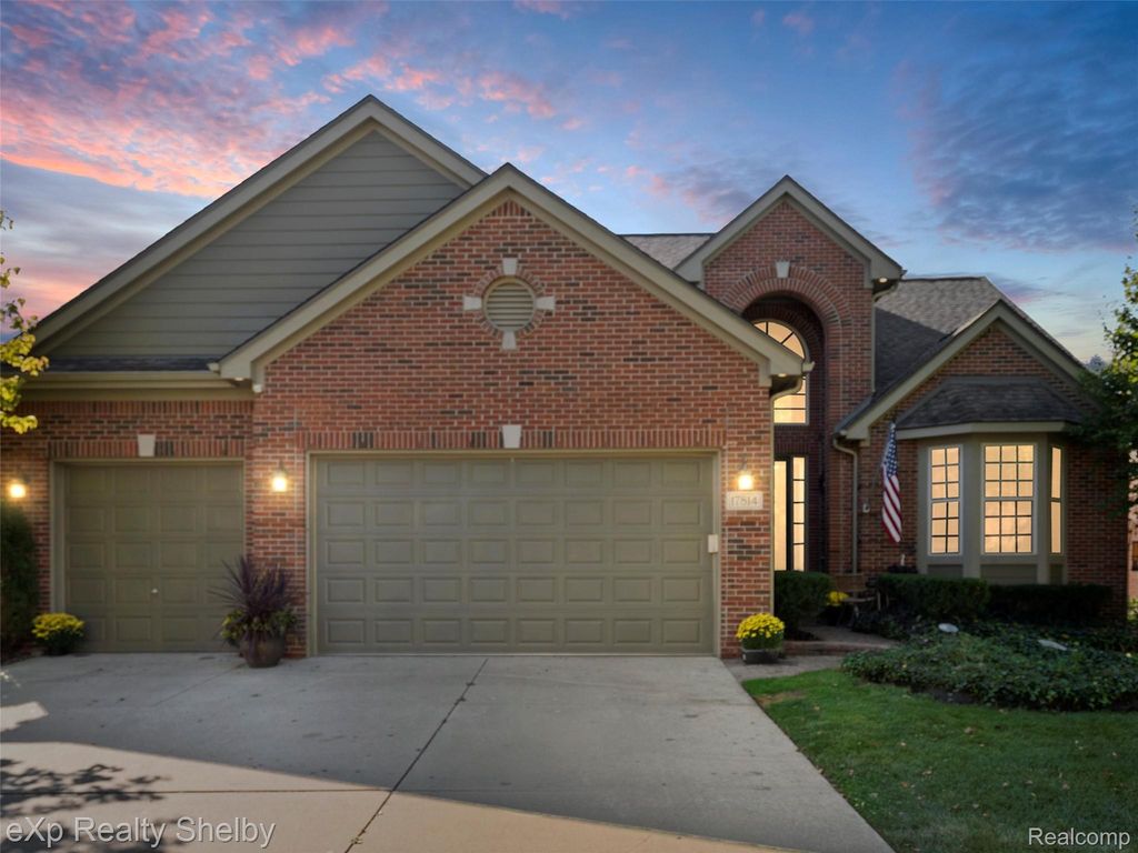 17814 Merganser, Clinton Charter Township, MI 48038