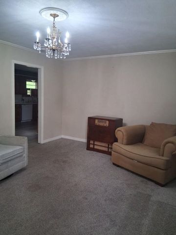 1211 Webb, Henderson, TX 75654