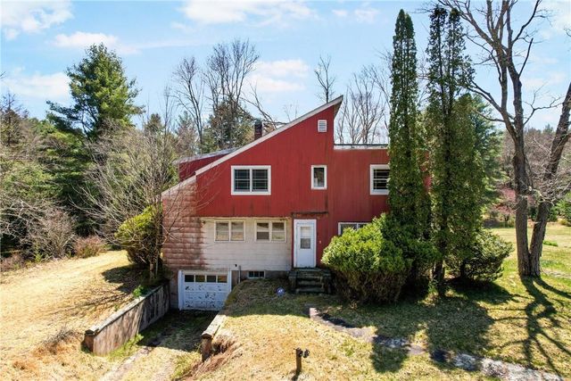 1 Bradford Road, Forestburgh, NY 12777