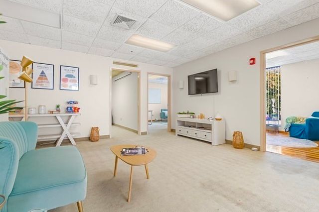 333 North Ave 2, Wakefield, MA 01880