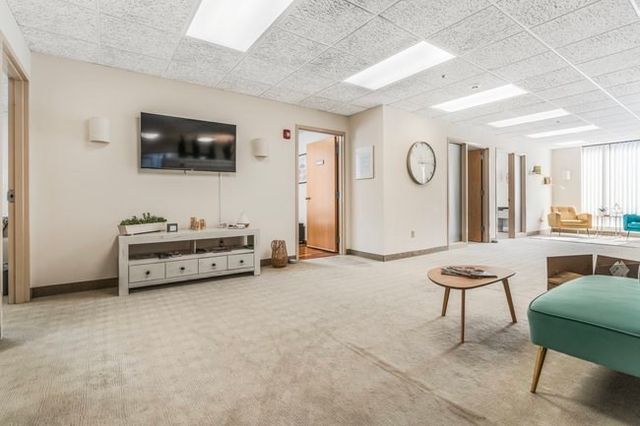 333 North Ave 2, Wakefield, MA 01880