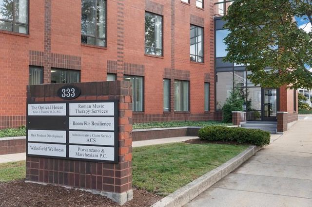 333 North Ave 2, Wakefield, MA 01880