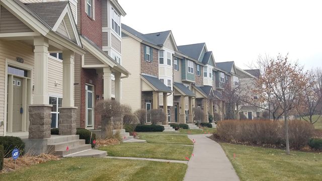 11749 Emery Village Drive N, Champlin, MN 55316