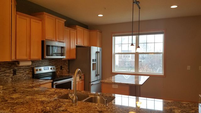 11749 Emery Village Drive N, Champlin, MN 55316
