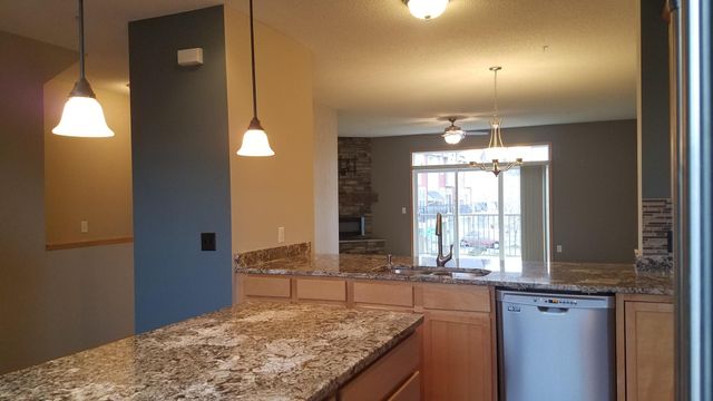 11749 Emery Village Drive N, Champlin, MN 55316