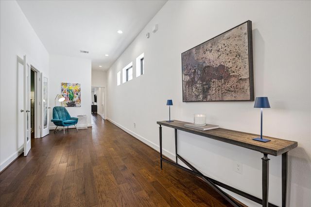 618 E 28th Street, Houston, TX 77008