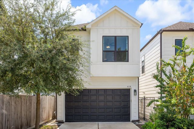 618 E 28th Street, Houston, TX 77008