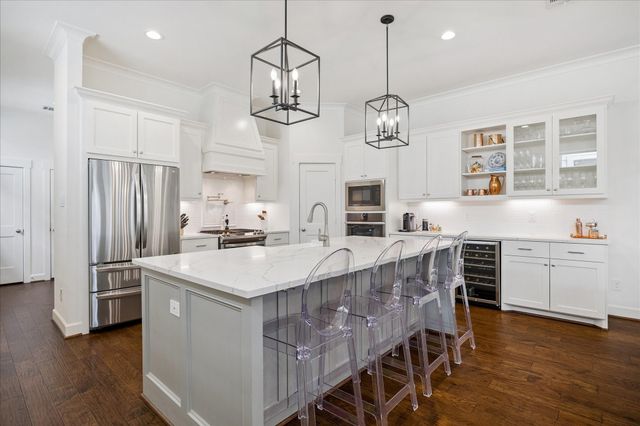 618 E 28th Street, Houston, TX 77008