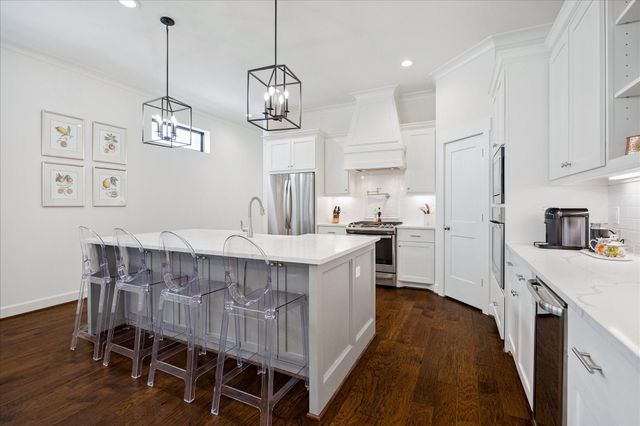 618 E 28th Street, Houston, TX 77008