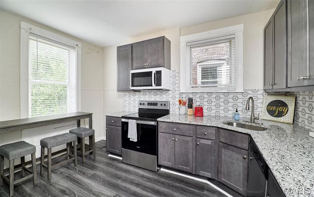 4930 Wise Avenue, St Louis, MO 63110