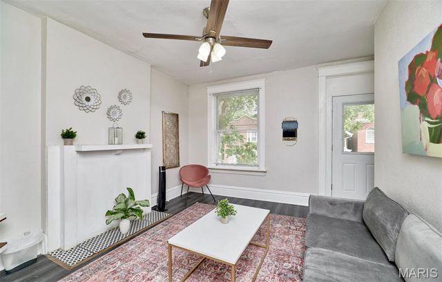 4930 Wise Avenue, St Louis, MO 63110
