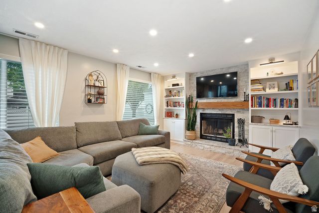 1066 W COVEWOOD PL, West Jordan, UT 84088