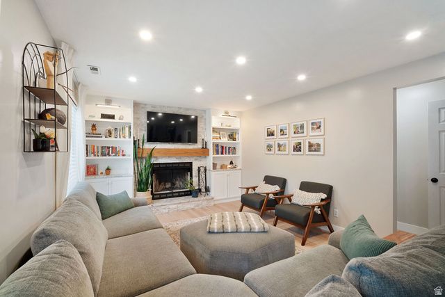 1066 W COVEWOOD PL, West Jordan, UT 84088