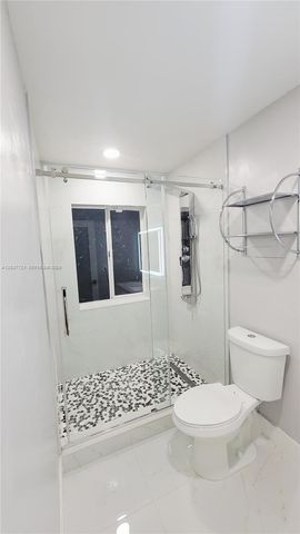 1421 SW 104th Avenue, Pembroke Pines, FL 33025