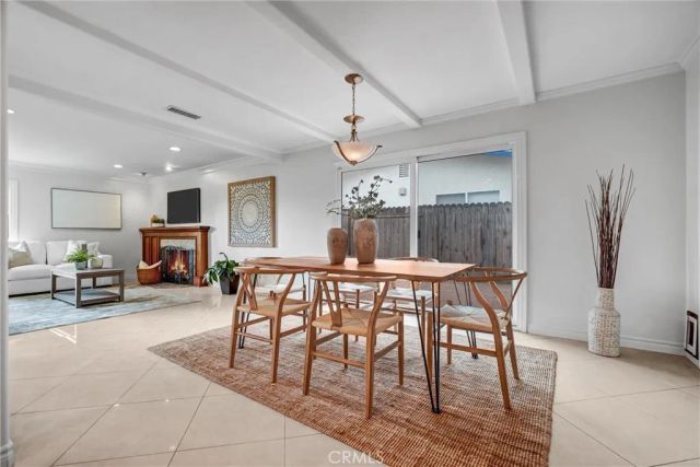 2842 Velasco, Costa Mesa, CA 92626