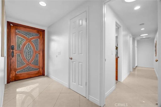 2842 Velasco, Costa Mesa, CA 92626