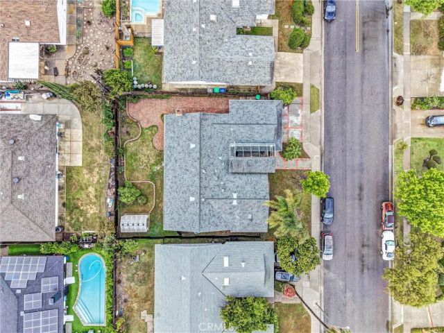 2842 Velasco, Costa Mesa, CA 92626