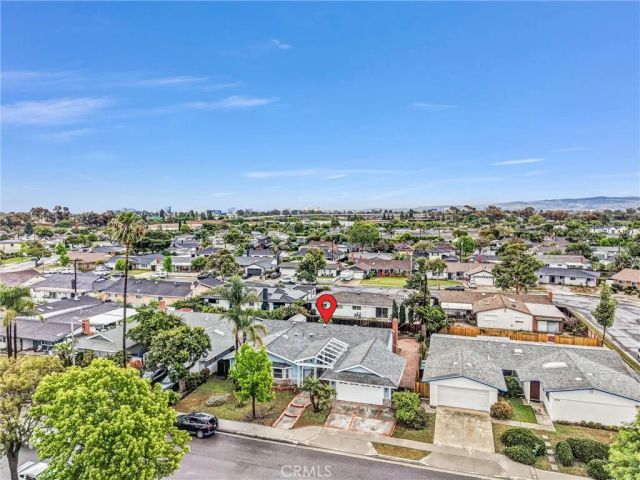 2842 Velasco, Costa Mesa, CA 92626