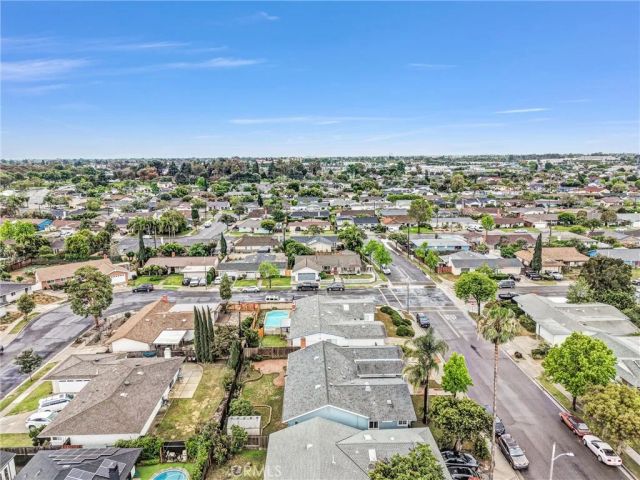 2842 Velasco, Costa Mesa, CA 92626