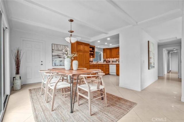 2842 Velasco, Costa Mesa, CA 92626