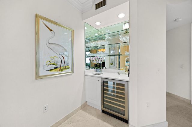 800 Ocean Drive 205, Juno Beach, FL 33408