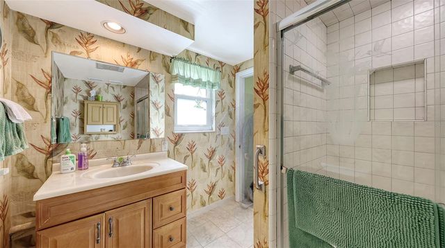 844 MAGELLAN DRIVE, Sarasota, FL 34243