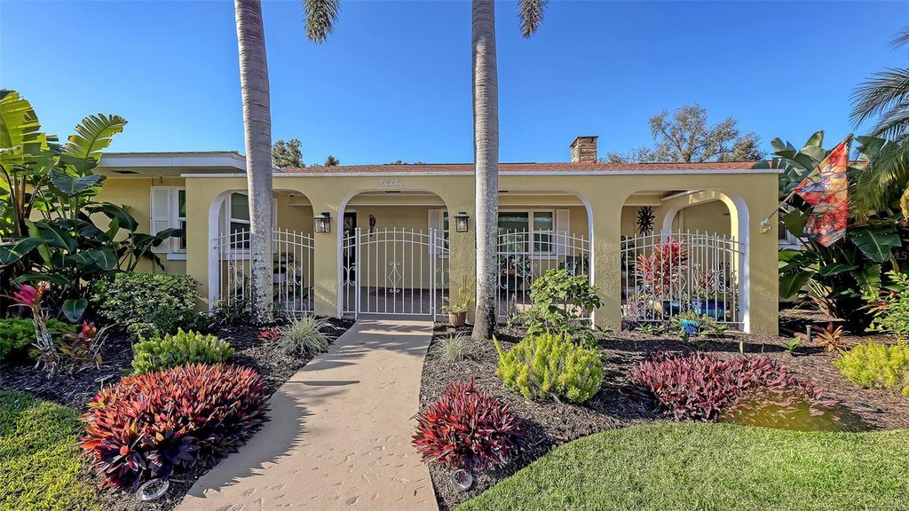 844 MAGELLAN DRIVE, SARASOTA, FL 34243 — photo 3