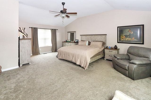 8640 Treeline Drive, Florence, KY 41042