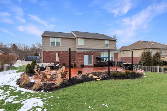8640 Treeline Drive, Florence, KY 41042