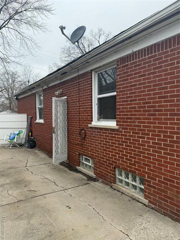 18705 Hoover Street, Detroit, MI 48205