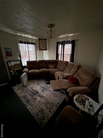 18705 Hoover Street, Detroit, MI 48205