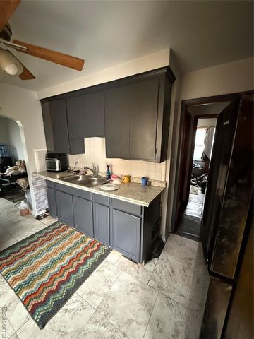 18705 Hoover Street, Detroit, MI 48205