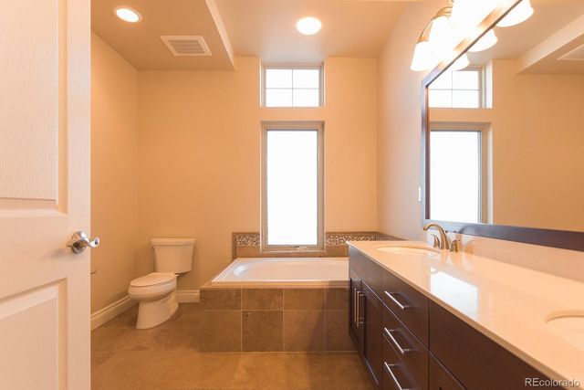 1120 Delaware 512, Denver, CO 80204