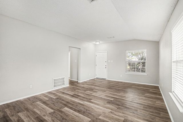 2624 Buffalo Run, Burleson, TX 76028