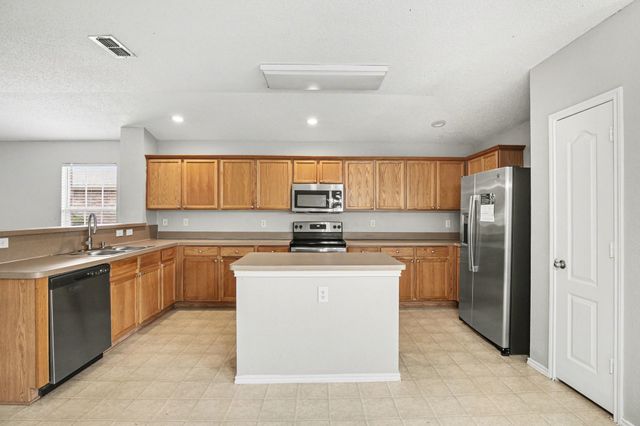 2624 Buffalo Run, Burleson, TX 76028