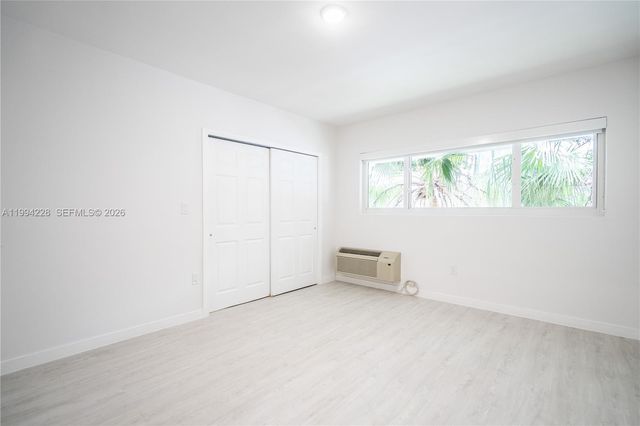 1185 98th St 7, Bay Harbor Islands, FL 33154