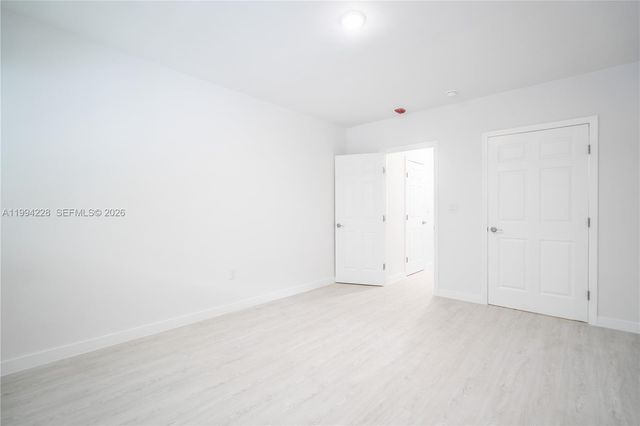 1185 98th St 7, Bay Harbor Islands, FL 33154