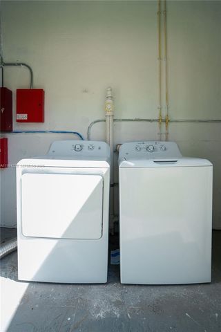 1185 98th St 7, Bay Harbor Islands, FL 33154