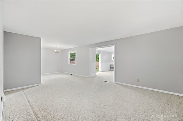 1217 Cloverfield Avenue, Kettering, OH 45429