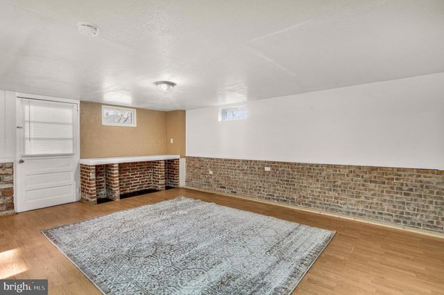 310 N FAIRFAX BLVD, Ranson, WV 25438