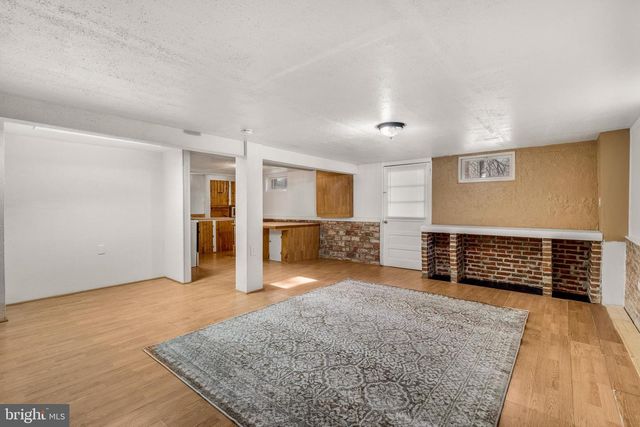 310 N FAIRFAX BLVD, Ranson, WV 25438
