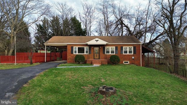 310 N FAIRFAX BLVD, Ranson, WV 25438